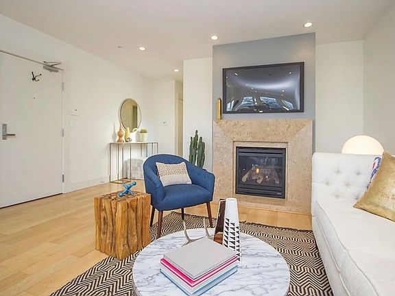 4th image of 2419 Bryant St