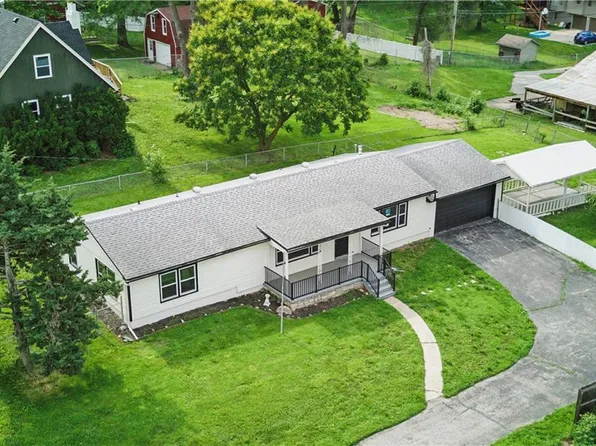 11112 E 75th St, Raytown, MO 64138