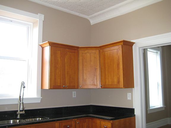 5th image of 1927 S Peoria St #2F