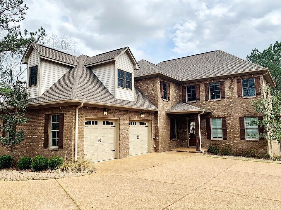 1st image of 3024 Highlands Cir