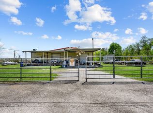 2402 E Freeway Hwy, Baytown, TX 77521
