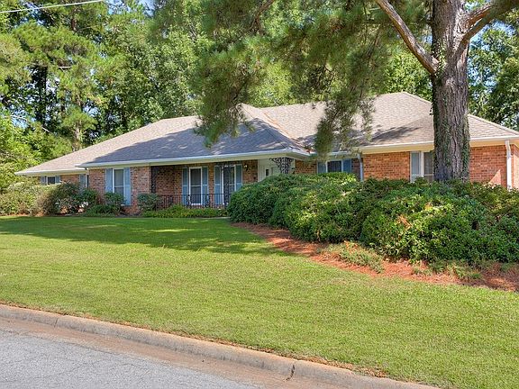 2nd image of 4363 Taft Dr