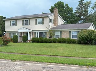 5549 Cleander Dr, Cincinnati, OH 45238