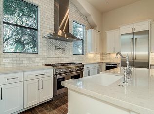 1065 W 16th St, Houston, TX 77008