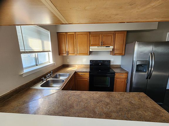 5th image of 9516 4th Bay St APT 103