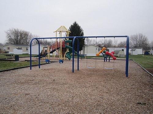 5th image of 438 S Amber Dr SE