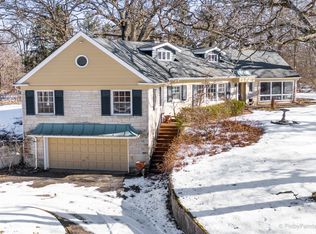 17 Braeburn Ln, Barrington Hills, IL 60010