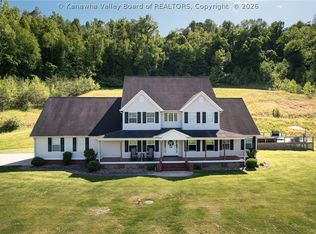 156 Smith Dr, Lavalette, WV 25535