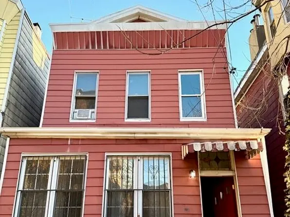 122 Magnolia Avenue image 1 of 13