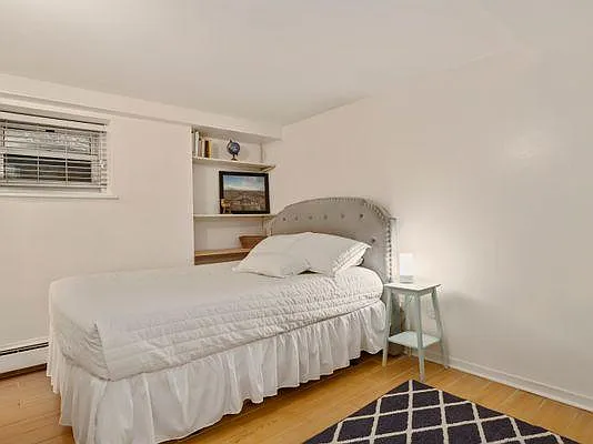 806 W George St #G — Photo 4