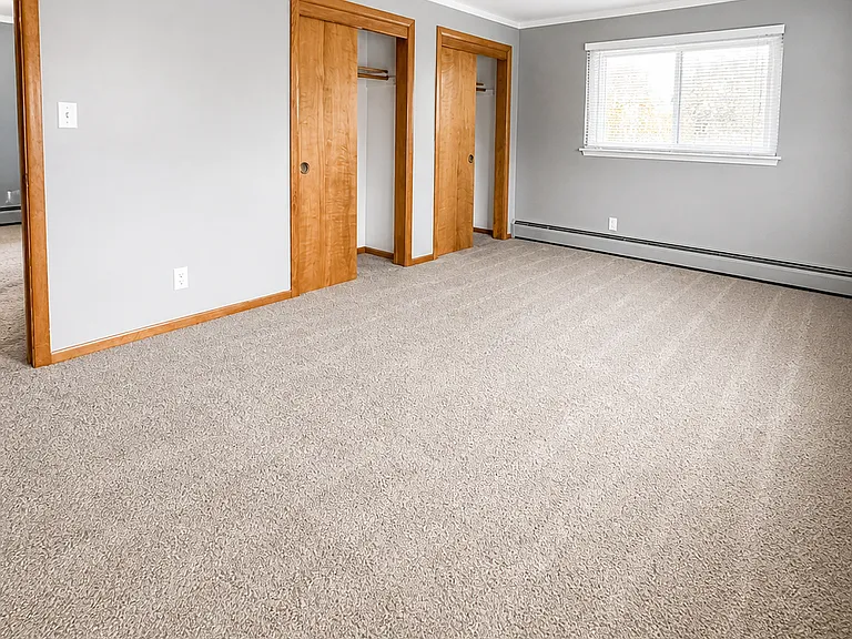 1536 W Auburn Rd — Photo 12