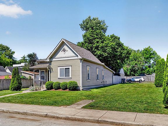 2nd image of 934 Olive St