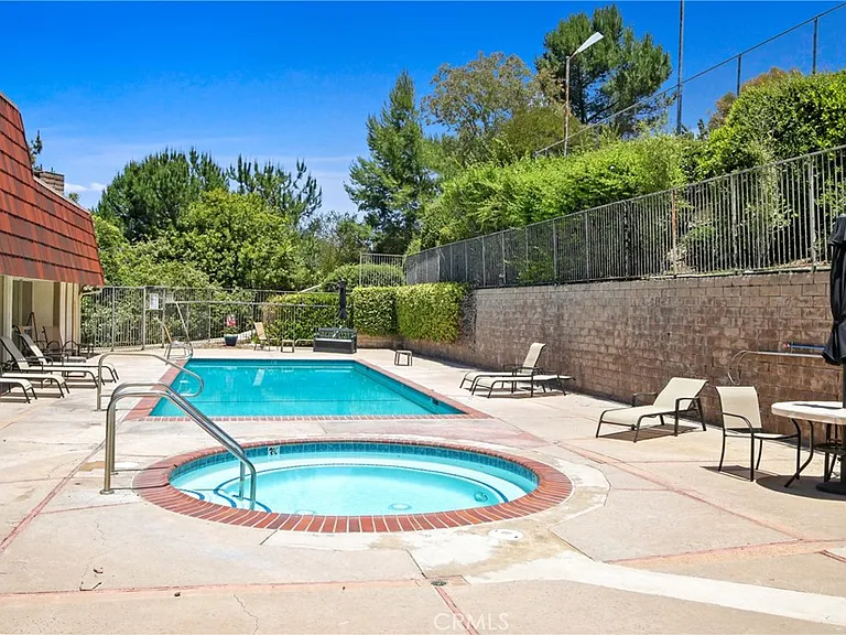 63 Cresta Verde Dr — Photo 14