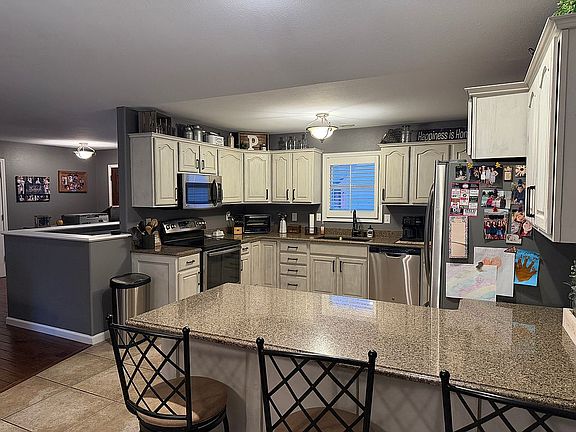 4th image of 1013 Falcon Crest Ct