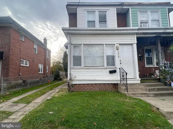 2216 Upland St, Chester, PA 19013