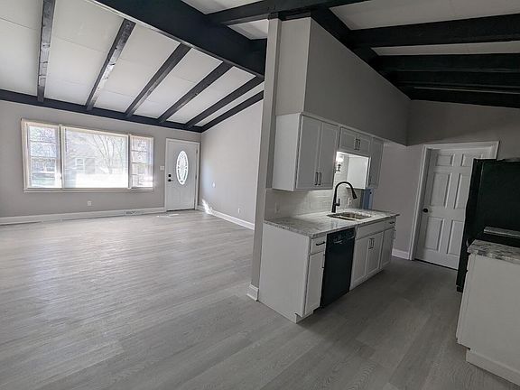 2nd image of 101 Confederate Dr