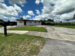 12250 SW 198th St, Miami, FL 33177