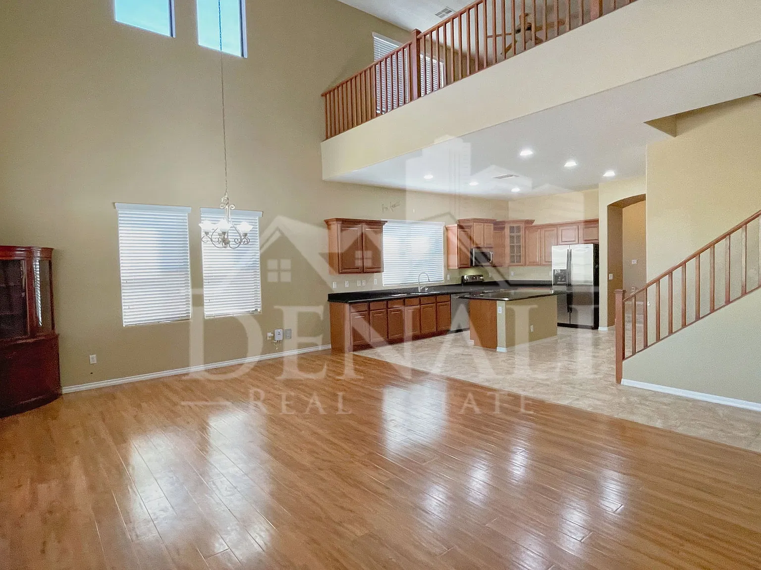 4 bed, 3.5 bath, 2892 sqft, $2,995 — Photo 4