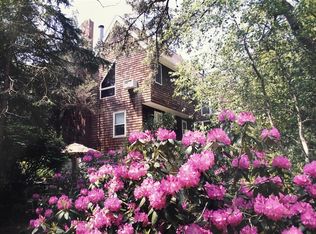 20A Oceanview Rd, Hampton Bays, NY 11946