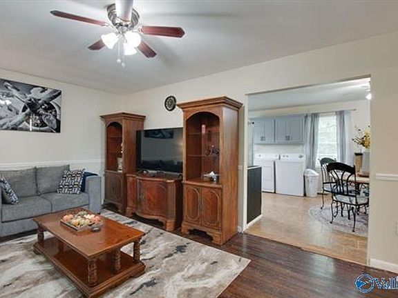 2nd image of 1702 Truman Ave