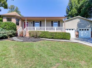 10023 Sugar Pine Ct, Powell, TN 37849