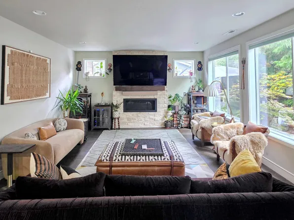 13510 NE 129th St, Kirkland, WA 98034