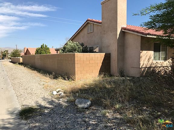 5th image of 13500 El Cajon Dr