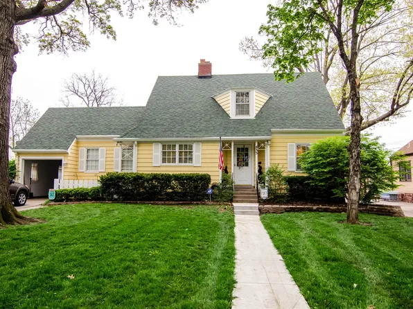 435 W Chestnut St, Junction City, KS 66441