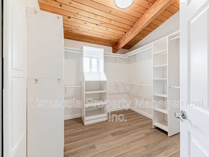 2655 Loring St — Photo 12