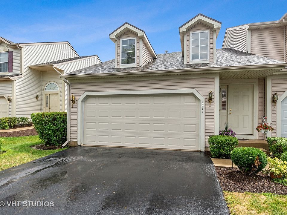 Lovely condo in a great area near an elementary school in DeKalb just off Bethany Road.