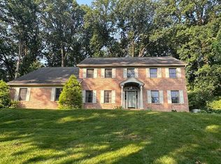 7 Quail Ridge Dr, Reading, PA 19607