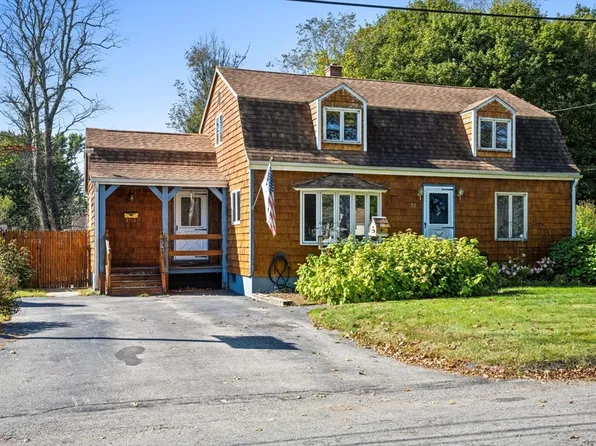 32 Carron Ln, Oxford, MA 01540