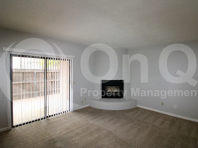 1949 N Swan Rd #31 — Photo 6