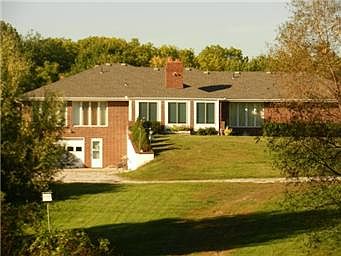 4th image of 121 Broken Bridge Ln