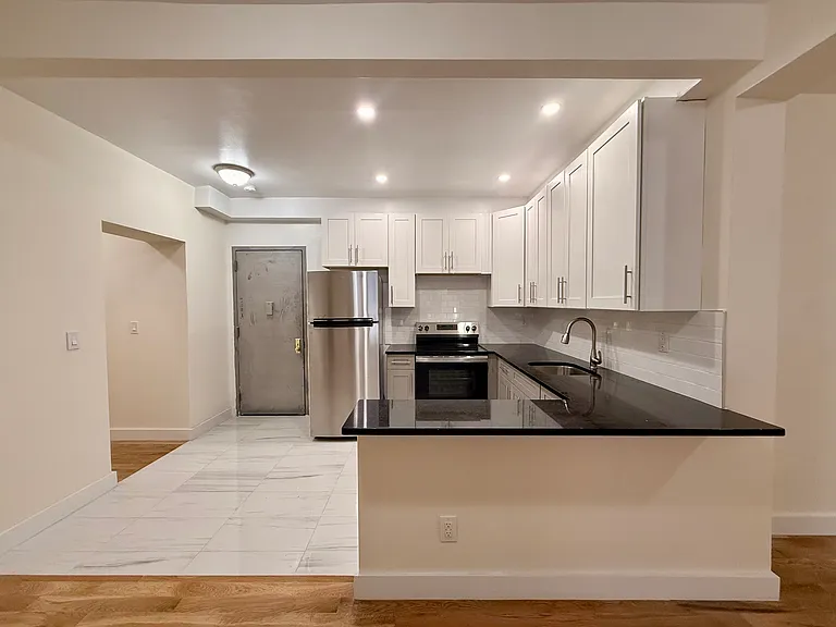 130 Avenue P #1M — Photo 2