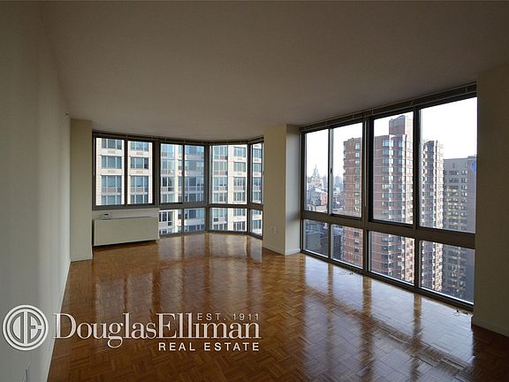 3rd image of 100 W 26th St APT 24F