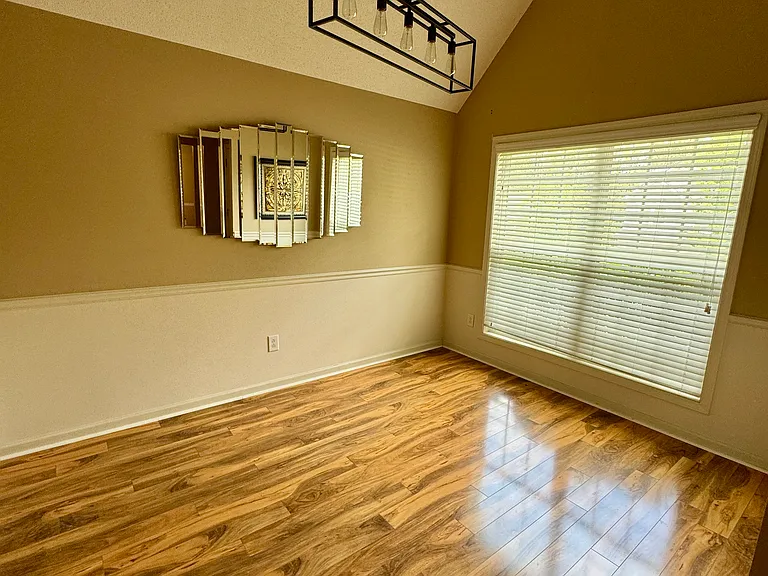 5970 Raventree Ct — Photo 13
