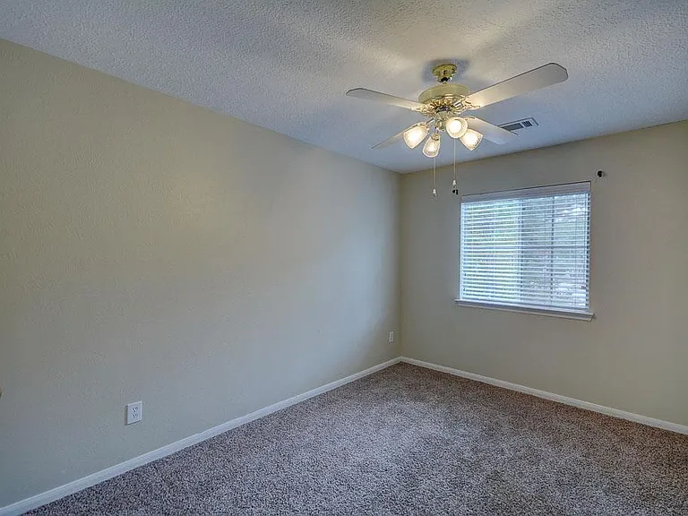 7 N Spiral Vine Cir — Photo 24