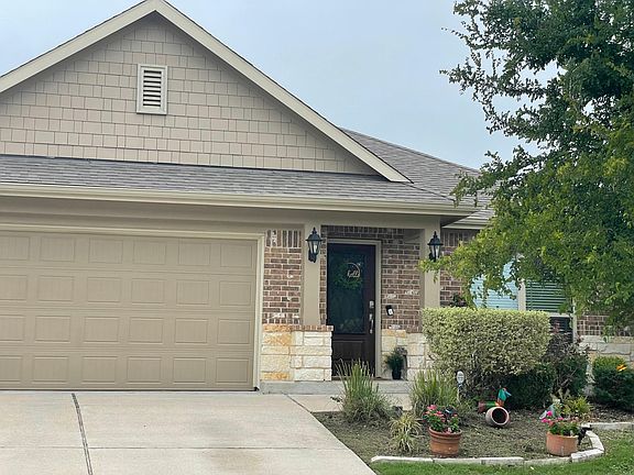2nd image of 707 Cardenas Ln