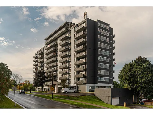 84 Runnymede Rd Photo 1
