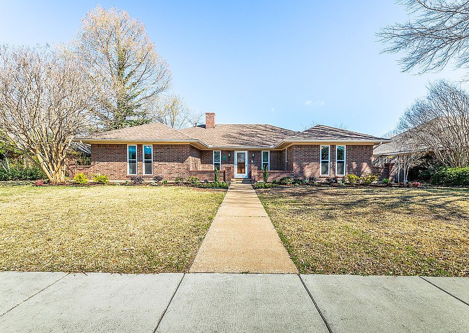 1st image of 4025 Mesa Dr