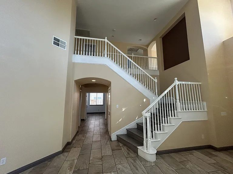 37978 Spur Dr — Photo 4