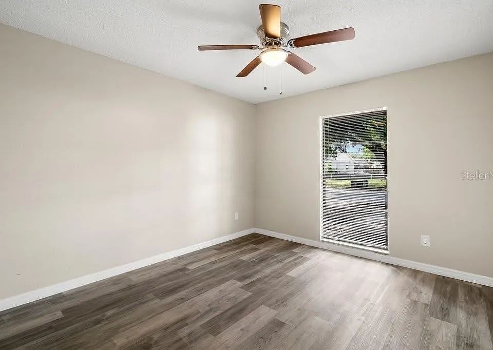 1st image of 713 Sunbright Dr #713
