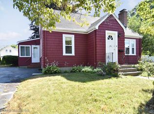 256 Maple St, Warwick, RI 02888