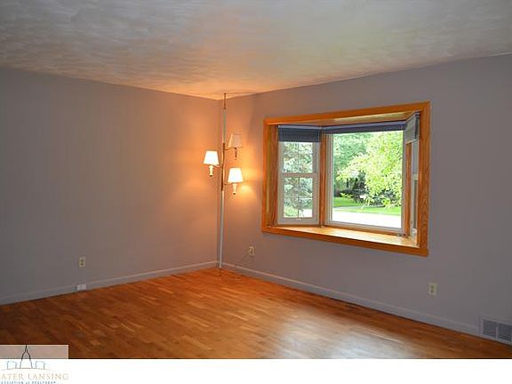 4th image of 2202 Luwanna Dr