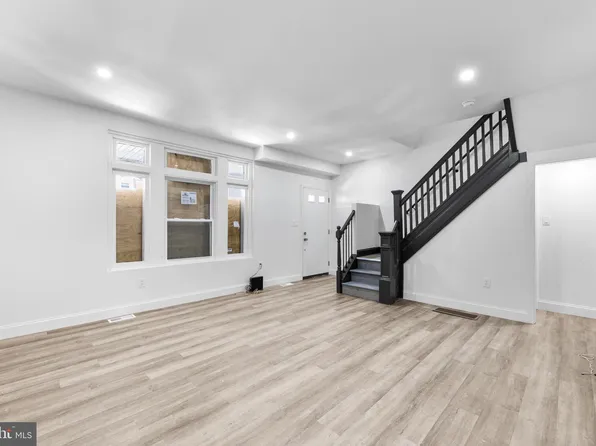 1249 Langham Ave, Camden, NJ 08103