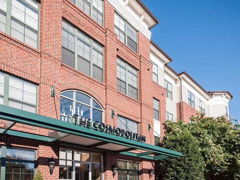Spacious One- to Two-Bedroom Apartments in Lorton, VA