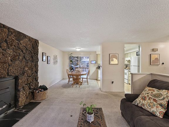 4th image of 3823 E 34th Ave