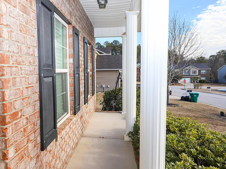 532 Capstone Way — Photo 2