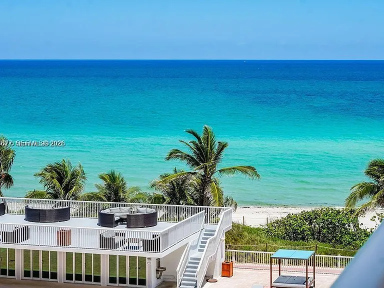 5401 Collins Ave #230 — Photo 5